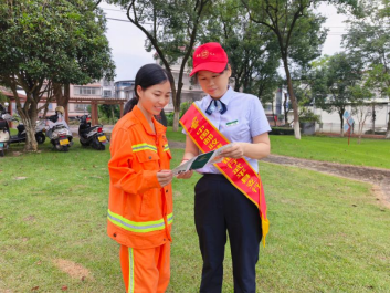 全民反诈反洗钱 携手共护养路情——邮储银行武平县支行走进城关公路站开展金融知识宣传活动