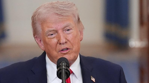 特朗普称不会在美中期选举前攻击伊朗