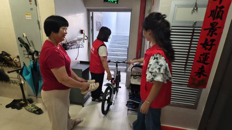 平安产险漳州中心支公司:志愿微光映秋色 防火宣传护平安