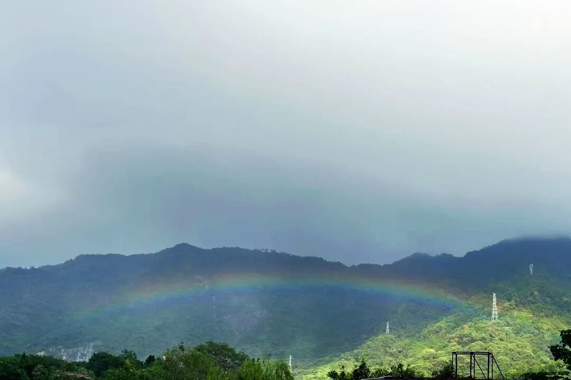 不少福州小伙伴捕捉到了这一刻的美景。粉丝空城 供图