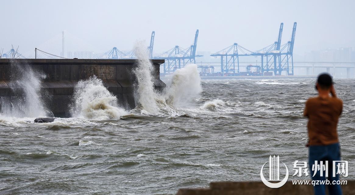 “蔷琵”送大风 沿海局部有阵雨 泉州启动防台风Ⅲ级应急响应