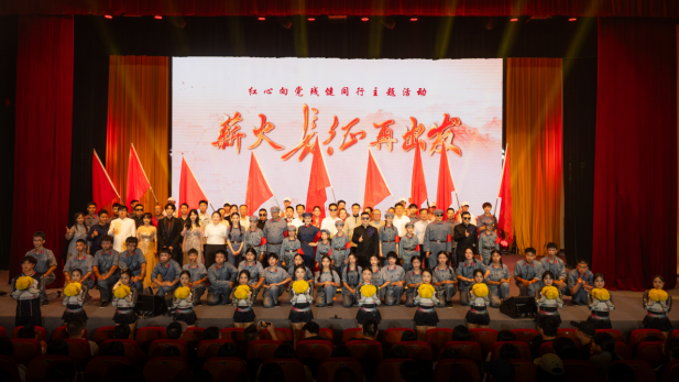 残健同行特殊艺术展演走进榕城高校18
