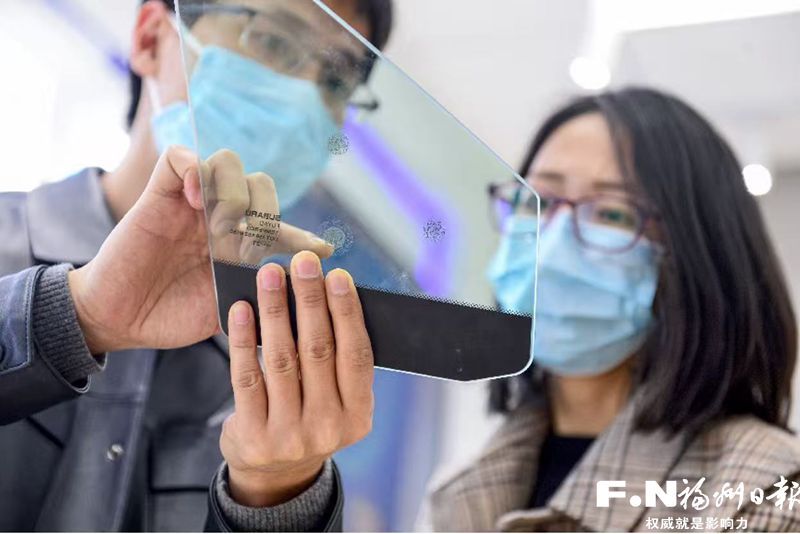 福州高新区打通知识产权全链条 让创新“纸面”变产业“账面” 福州高新区打通知识产权全链条 让创新“纸面”变产业“账面”