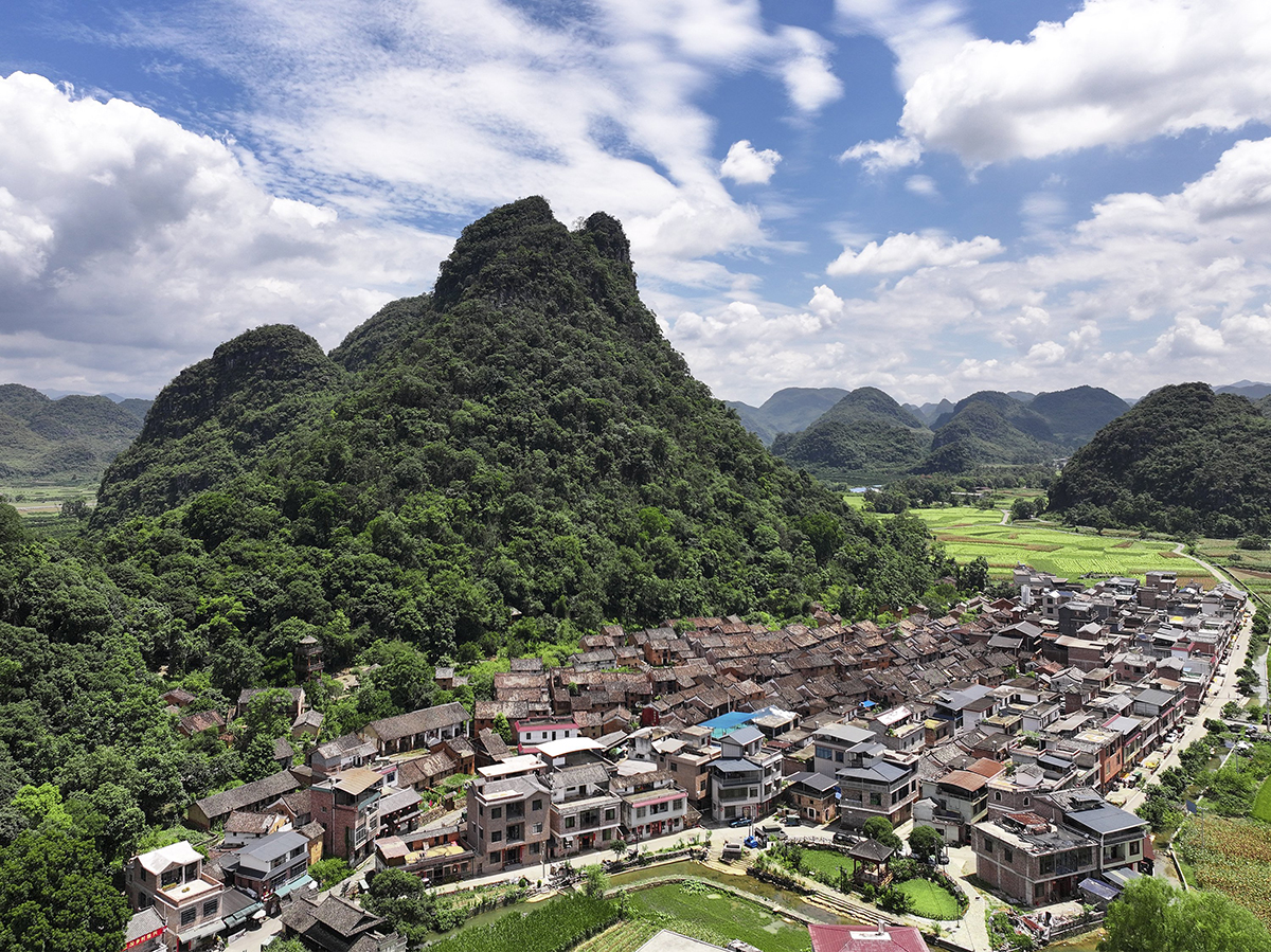 岔山村。（贺州市委网信办供图）